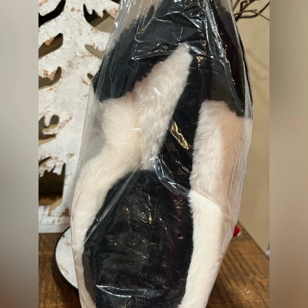 Apparis Black White Faux Fur Stole and Earmuffs